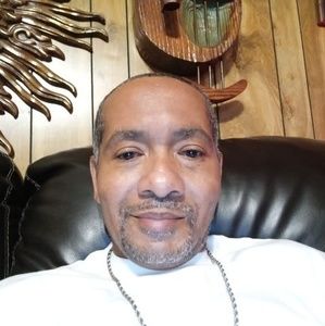 Meet your Posher, Gregory